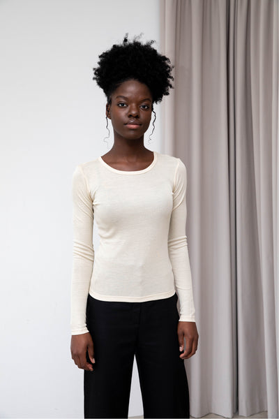 Sustainable top longsleeve tencel lyocell beige front #color_beige