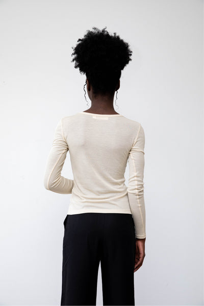 Sustainable top longsleeve tencel lyocell beige back #color_beige