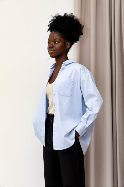 Oversized shirt organic cotton hand in pocket #color_light-blue