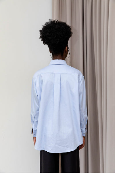 Oversized shirt organic cotton back #color_light-blue