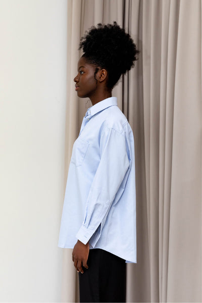 Oversized shirt organic cotton side #color_light-blue